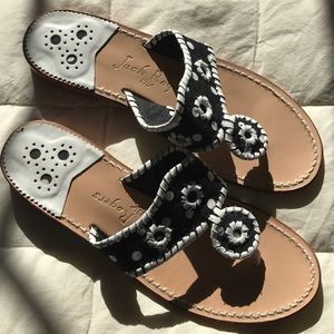 JACK ROGERS size 9M sandals